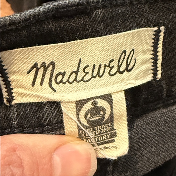 Madewell 90s Straight Jeans - Picture 5 of 5